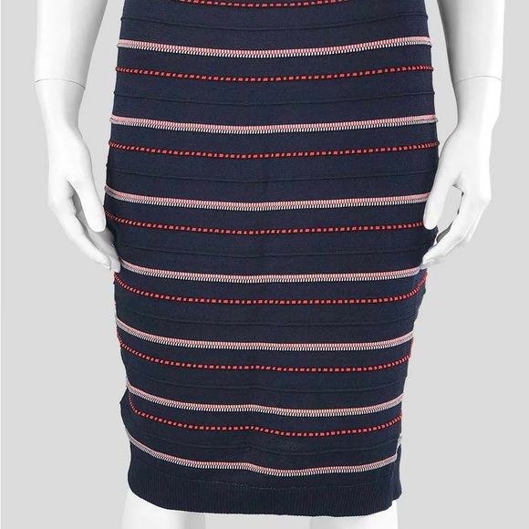 St John Patterned Knit Pencil Skirt, Navy Blue/Red, Size M - Picture 3 of 9